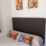 Apartamento Estudio A 50mt Del Mar, Zona Palacio De Congresos Apto 7