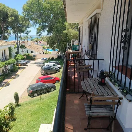 Appartamento Estudio A 50mt Del Mar, Zona Palacio De Congresos Apto 7 *